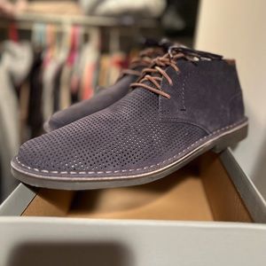 Brand new 😍 never worn Kenneth Cole low top chukka boots